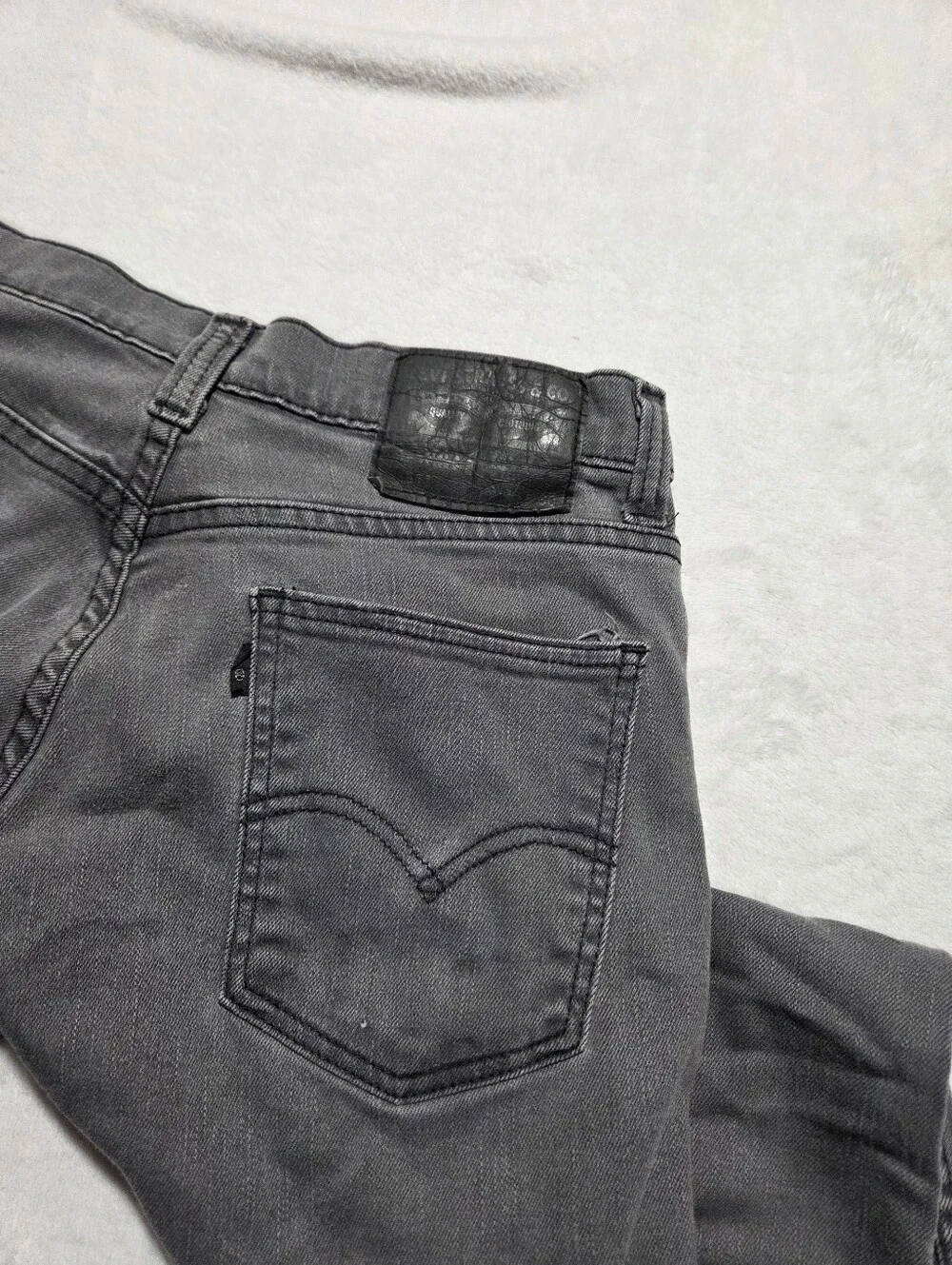 Levis levis 511